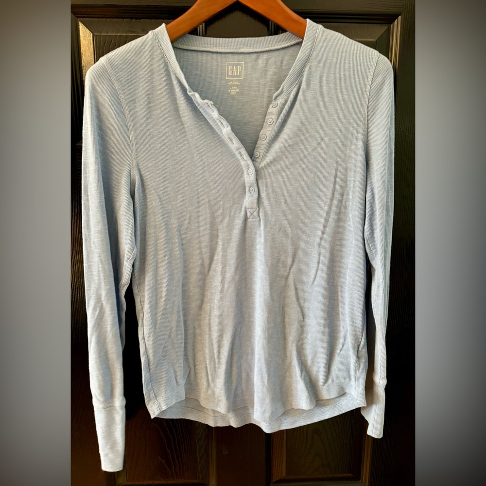 Gap women’s Henley size Large Tall.